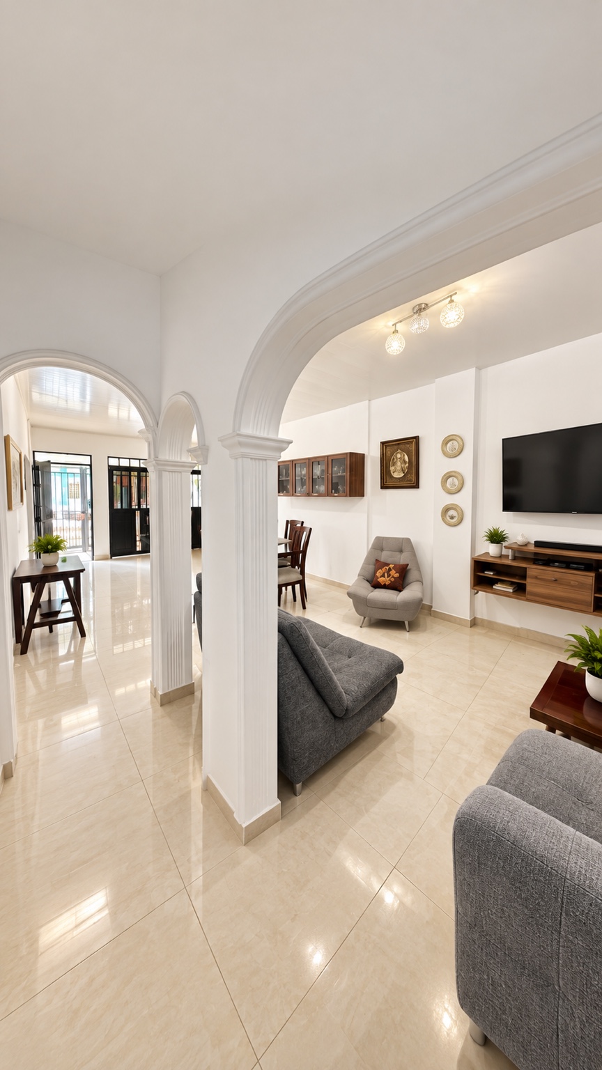 Sala y comedor de la casa en Salomia
