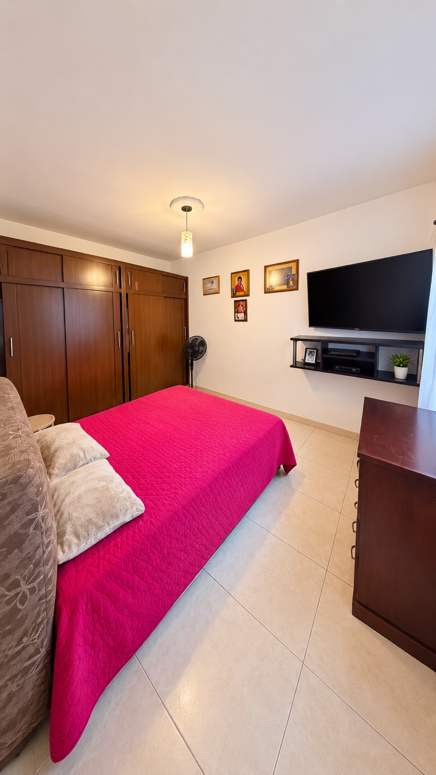 Dormitorio de la casa en Salomia