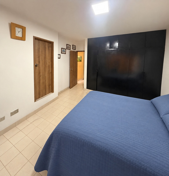 Habitación principal de la casa cerca de Salomia